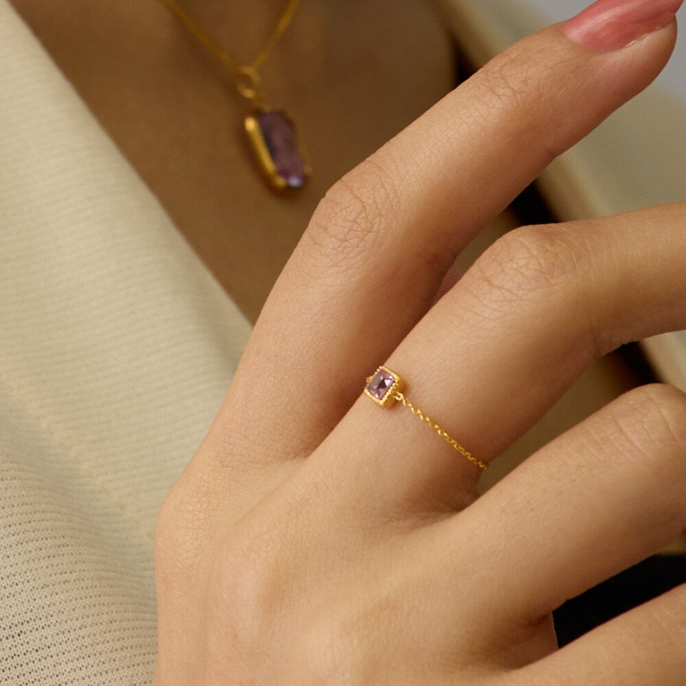Bijoux stone gold chain ring